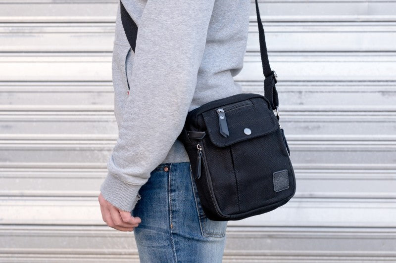 scippis port arthur tas – robuuste canvas schoudertas met lederen accenten