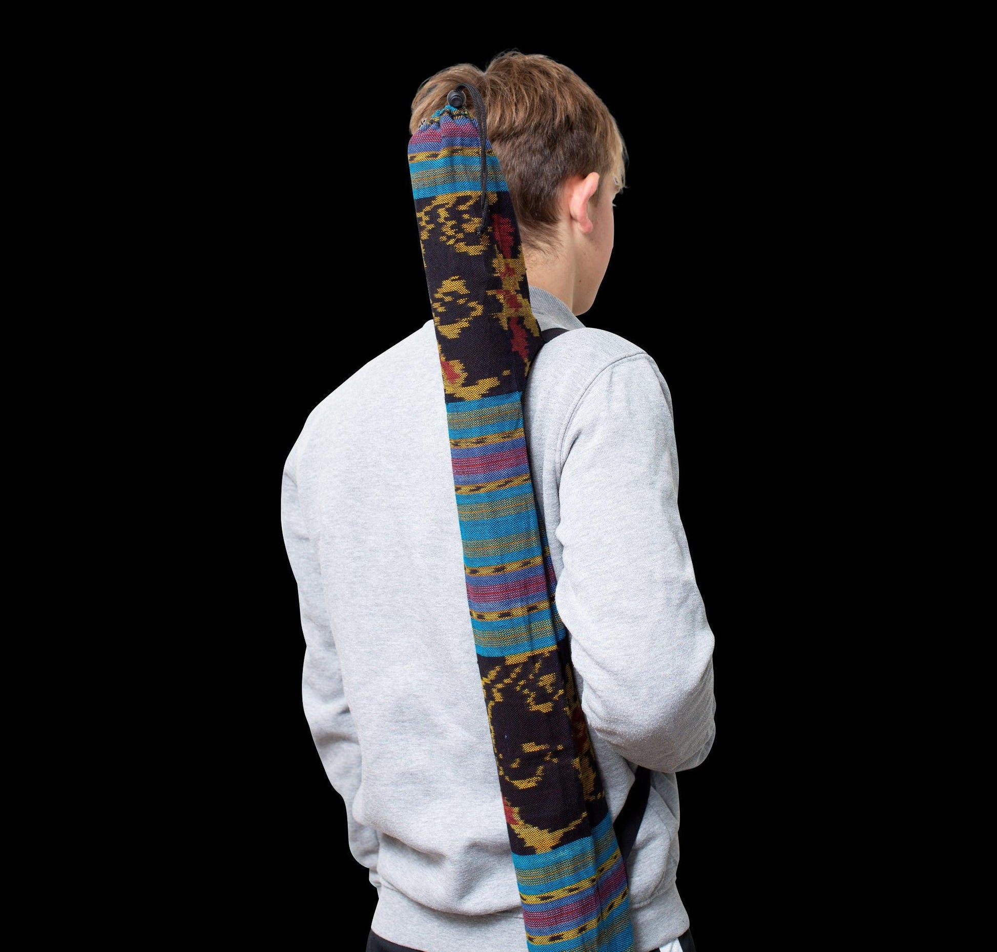 didgeridoo mahonie pro-series 147cm inclusief ikat bag, dvd, bijenwas, beschermcover mondstuk, didgeridoostandaard